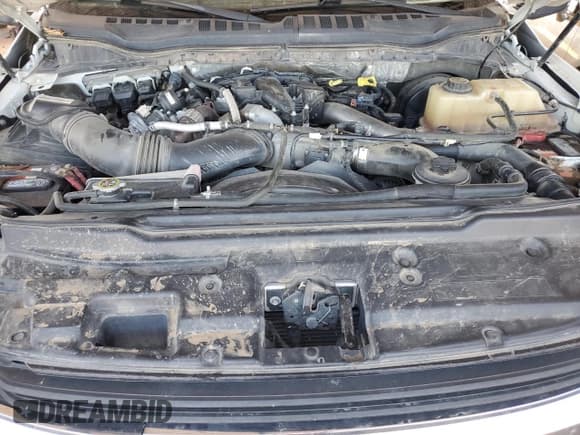 ✅ 2017 Ford F-250 Lariat • VIN: 1FT7W2BT3HEE46738 • Lot: 92081845. Wystawiony na Copart z przebiegiem 165 869 mil. Bezpłatny archiwum sprzedaży aukcyjnych z USA i szczegółowy raport historii pojazdu na DreamBid. Zdjęcie 11.