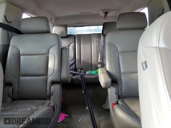 ✅ 2016 Chevrolet Suburban LT • VIN: 1GNSKHKC9GR168824 • Lot: 70234334. Wystawiony na Copart z przebiegiem Nie podano. Bezpłatny archiwum sprzedaży aukcyjnych z USA i szczegółowy raport historii pojazdu na DreamBid. Zdjęcie 10.