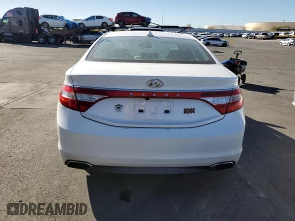 ✅ 2015 Hyundai Azera • VIN: KMHFG4JG2FA450191 • Lot: 87260645. Listed on Copart with 149,666 mi. Free auction sales archive from the USA and detailed vehicle history report at DreamBid. Image 6.