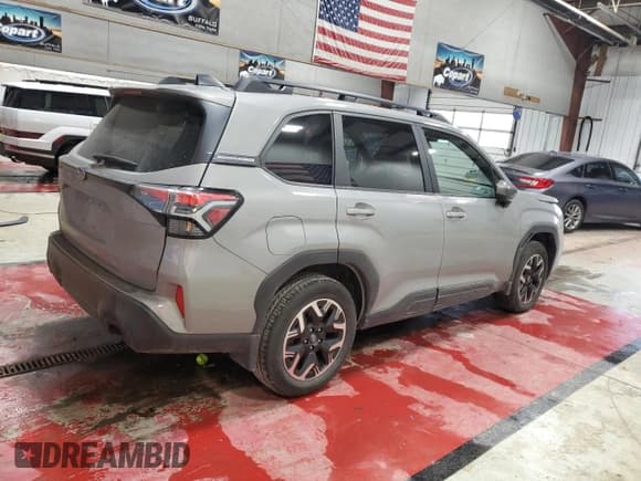 ✅ 2025 Subaru Forester Premium • VIN: JF2SLDDC1SH411358 • Лот: 92867475. Опубликован ранее на Copart с пробегом 15 699 миль. Бесплатный доступ к архиву аукционных продаж из США и подробный отчёт об истории автомобиля на DreamBid. Изображение 3.