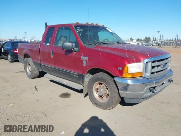 ✅ 2001 Ford F-250 XL • VIN: 1FTNX20LX1EB05530 • Лот: 41759178. Опубликован ранее на IAAI с пробегом 249 349 миль. Бесплатный доступ к архиву аукционных продаж из США и подробный отчёт об истории автомобиля на DreamBid. Изображение 1.