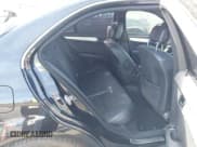 ✅ 2008 Mercedes-Benz C 300 Sport • VIN: WDDGF54X28R017848 • Lot: 43416711. Wystawiony na IAAI z przebiegiem 224 331 mil. Bezpłatny archiwum sprzedaży aukcyjnych z USA i szczegółowy raport historii pojazdu na DreamBid. Zdjęcie 8.