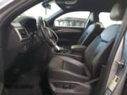 ✅ 2020 Volkswagen Atlas SE • VIN: 1V21E2CA8LC216749 • Lot: 81615115. Wystawiony na Copart z przebiegiem 94 529 mil. Bezpłatny archiwum sprzedaży aukcyjnych z USA i szczegółowy raport historii pojazdu na DreamBid. Zdjęcie 7.