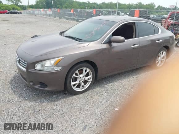 2012 Nissan Maxima S z VIN 1N4AA5AP5CC860947, wystawiony jako IAAI lot #42496871 z przebiegiem Nie podano mil oraz . Historia ofert i sprzedaży dostępna na DreamBid. Obrazek 2.