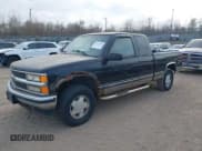 ✅ 1996 Chevrolet Silverado 1500 • VIN: 1GCEK19R6TE159264 • Лот: 43735506. Опубликован ранее на IAAI с пробегом 273 073 миль. Бесплатный доступ к архиву аукционных продаж из США и подробный отчёт об истории автомобиля на DreamBid. Изображение 2.