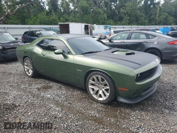 ✅ 2020 Dodge Challenger R/T 50th Anniversary • VIN: 2C3CDZBT0LH190934 • Lot: 67070855. Wystawiony na Copart z przebiegiem 70 206 mil. Bezpłatny archiwum sprzedaży aukcyjnych z USA i szczegółowy raport historii pojazdu na DreamBid. Zdjęcie 4.