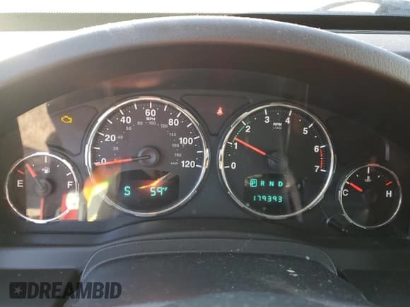 ✅ 2012 Jeep Liberty Sport • VIN: 1C4PJMAK1CW212779 • Лот: 90847015. Опубликован ранее на Copart с пробегом 179 393 миль. Бесплатный доступ к архиву аукционных продаж из США и подробный отчёт об истории автомобиля на DreamBid. Изображение 9.