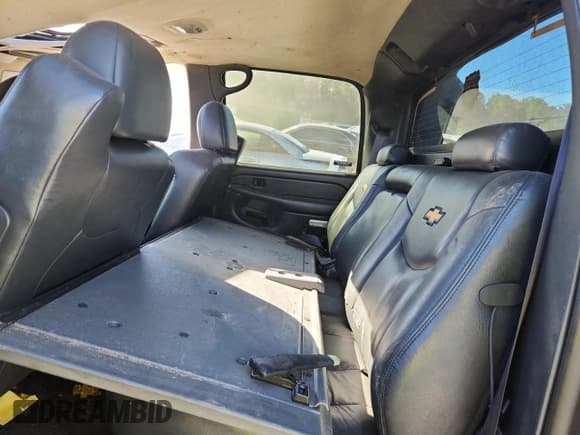 ✅ 2002 Chevrolet Avalanche • VIN: 3GNEC13T02G179039 • Lot: 86136545. Listed on Copart with Not provided. Free auction sales archive from the USA and detailed vehicle history report at DreamBid. Image 10.