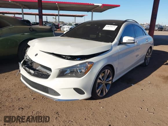✅ 2018 Mercedes-Benz CLA 250 • VIN: WDDSJ4EB8JN612447 • Lot: 43635672. Wystawiony na IAAI z przebiegiem 46 406 mil. Bezpłatny archiwum sprzedaży aukcyjnych z USA i szczegółowy raport historii pojazdu na DreamBid. Zdjęcie 2.