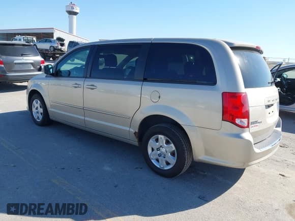 ✅ 2013 Dodge Grand Caravan SE • VIN: 2C4RDGBG3DR613398 • Lot: 43418804. Wystawiony na IAAI z przebiegiem 179 183 mil. Bezpłatny archiwum sprzedaży aukcyjnych z USA i szczegółowy raport historii pojazdu na DreamBid. Zdjęcie 3.