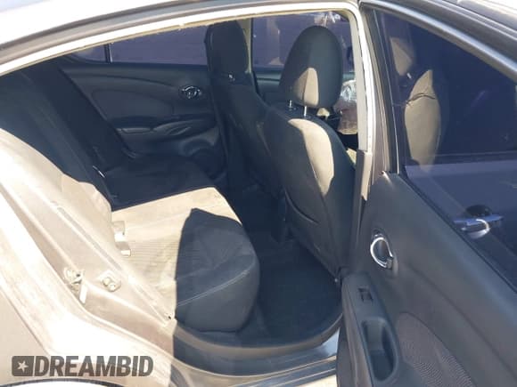 ✅ 2016 Nissan Versa SV • VIN: 3N1CN7AP0GL848060 • Lot: 42959494. Wystawiony na IAAI z przebiegiem 127 036 mil. Bezpłatny archiwum sprzedaży aukcyjnych z USA i szczegółowy raport historii pojazdu na DreamBid. Zdjęcie 8.