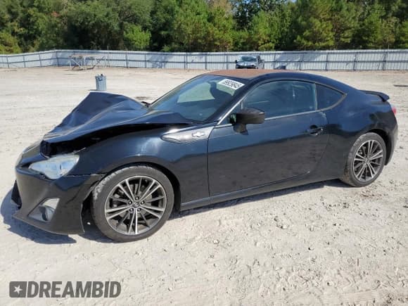 ✅ 2015 Scion FR-S • VIN: JF1ZNAA11F9705728 • Лот: 89929845. Опубликован ранее на Copart с пробегом 101 092 миль. Бесплатный доступ к архиву аукционных продаж из США и подробный отчёт об истории автомобиля на DreamBid. Изображение 1.