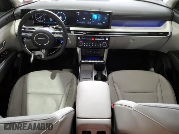 ✅ 2025 Hyundai Tucson Limited • VIN: 5NMJECDEXSH458998 • Lot: 70529375. Wystawiony na Copart z przebiegiem 18 368 mil. Bezpłatny archiwum sprzedaży aukcyjnych z USA i szczegółowy raport historii pojazdu na DreamBid. Zdjęcie 8.