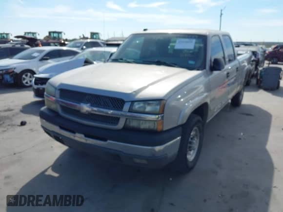 2004 Chevrolet Silverado 2500 LS с VIN 1GCGC23U94F176306, выставлен на аукционе IAAI как лот 43324049 с пробегом 186 998 миль миль и . История ставок и продаж доступна на DreamBid. Изображение 20.