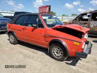 ✅ 1985 Volkswagen Golf • VIN: WVWCA0159FK007983 • Lot: 70030765. Wystawiony na Copart z przebiegiem 118 867 mil. Bezpłatny archiwum sprzedaży aukcyjnych z USA i szczegółowy raport historii pojazdu na DreamBid. Zdjęcie 4.