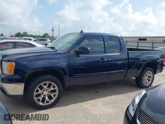 ✅ 2012 GMC Sierra 1500 • VIN: 1GTR1WE01CZ168858 • Лот: 42534013. Опубликован ранее на IAAI с пробегом 215 530 миль. Бесплатный доступ к архиву аукционных продаж из США и подробный отчёт об истории автомобиля на DreamBid. Изображение 14.
