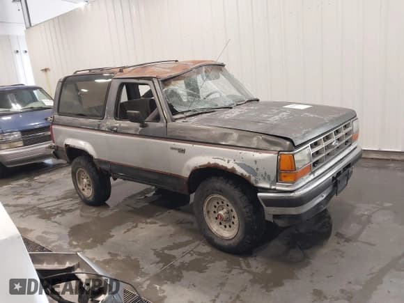 ✅ 1989 Ford Bronco • VIN: 1FMCU14T9KUB20432 • Лот: 41419244. Опубликован ранее на IAAI с пробегом 58 353 миль. Бесплатный доступ к архиву аукционных продаж из США и подробный отчёт об истории автомобиля на DreamBid. Изображение 1.