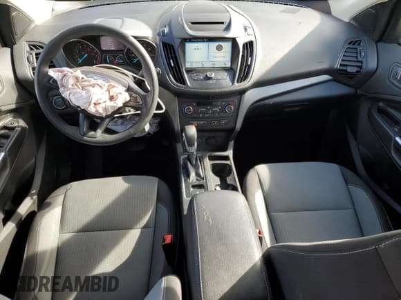 ✅ 2018 Ford Escape SE • VIN: 1FMCU9GD0JUA82249 • Лот: 91039725. Опубликован ранее на Copart с пробегом 114 970 миль. Бесплатный доступ к архиву аукционных продаж из США и подробный отчёт об истории автомобиля на DreamBid. Изображение 8.