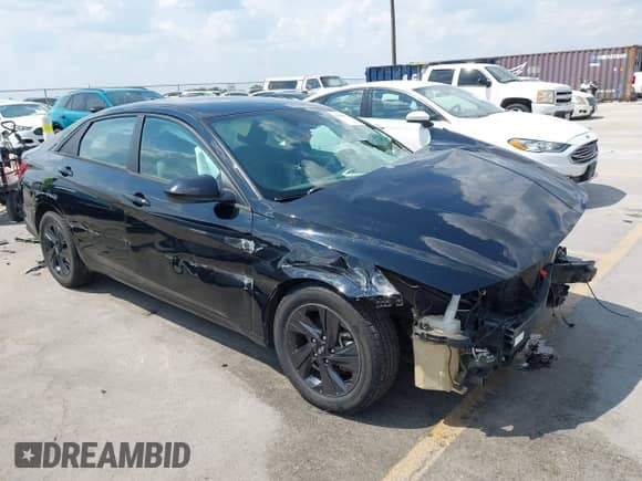 2022 Hyundai Elantra SEL с VIN 5NPLM4AG3NH057968, выставлен на аукционе IAAI как лот 43250928 с пробегом 107 023 миль миль и . История ставок и продаж доступна на DreamBid. Изображение 1.