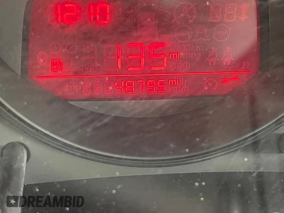 ✅ 2013 Volkswagen Beetle 2.5L • VIN: 3VW5X7AT2DM825928 • Lot: 66500855. Listed on Copart with 48,795 mi. Free auction sales archive from the USA and detailed vehicle history report at DreamBid. Image 8.