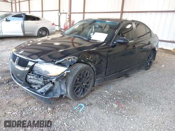 ✅ 2006 BMW 3 Series 325xi • VIN: WBAVD13596KV08615 • Lot: 42787778. Listed on IAAI with 153,928 mi. Free auction sales archive from the USA and detailed vehicle history report at DreamBid. Image 2.