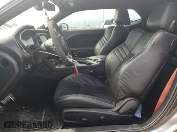 ✅ 2021 Dodge Challenger SRT Hellcat Redeye Widebody • VIN: 2C3CDZL93MH618077 • Lot: 68608684. Wystawiony na Copart z przebiegiem 14 848 mil. Bezpłatny archiwum sprzedaży aukcyjnych z USA i szczegółowy raport historii pojazdu na DreamBid. Zdjęcie 7.