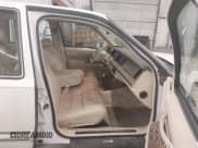 ✅ 1991 Lincoln Town Car Executive • VIN: 1LNCM81W2MY717196 • Lot: 42829076. Listed on IAAI with 6,485 mi. Free auction sales archive from the USA and detailed vehicle history report at DreamBid. Image 5.