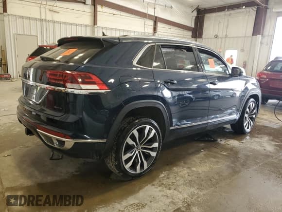 ✅ 2023 Volkswagen Atlas SEL Premium R-Line • VIN: 1V2FE2CA9PC221910 • Lot: 59225005. Listed on Copart with 76,424 mi. Free auction sales archive from the USA and detailed vehicle history report at DreamBid. Image 3.