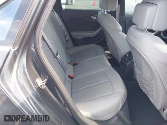 ✅ 2017 Audi A4 Prestige • VIN: WAUFNAF43HN059423 • Lot: 41773342. Listed on IAAI with 100,358 mi. Free auction sales archive from the USA and detailed vehicle history report at DreamBid. Image 8.