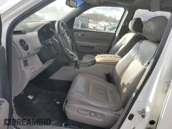 ✅ 2012 Honda Pilot Touring • VIN: 5FNYF4H9XCB044119 • Lot: 92427155. Listed on Copart with 270,119 mi. Free auction sales archive from the USA and detailed vehicle history report at DreamBid. Image 7.