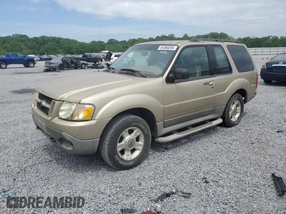 ✅ 2002 Ford Explorer Sport Value • VIN: 1FMYU60E32UA92511 • Lot: 54368265. Listed on Copart with 143,744 mi. Free auction sales archive from the USA and detailed vehicle history report at DreamBid. Image 1.