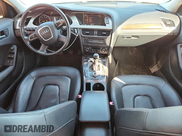 ✅ 2010 Audi A4 Premium Plus • VIN: WAUHFAFL3AN009897 • Lot: 92936565. Wystawiony na Copart z przebiegiem 88 759 mil. Bezpłatny archiwum sprzedaży aukcyjnych z USA i szczegółowy raport historii pojazdu na DreamBid. Zdjęcie 8.