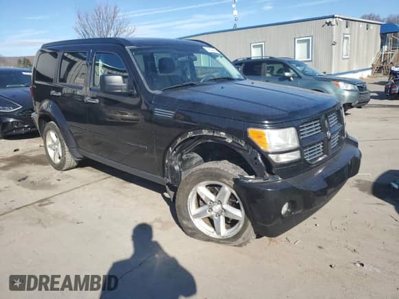 2011 Dodge Nitro Heat z VIN 1D4PU4GKXBW598778, wystawiony jako Copart lot #79232464 z przebiegiem 142 713 mil mil oraz Szkoda całkowita • Salvage title. Historia ofert i sprzedaży dostępna na DreamBid. Obrazek 4.