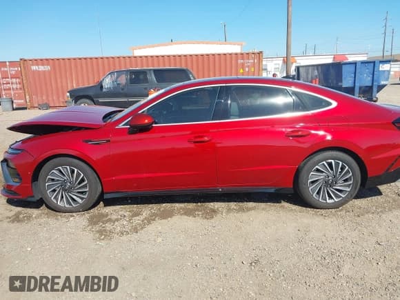 ✅ 2025 Hyundai Sonata Limited • VIN: KMHL54JJXSA130406 • Лот: 43652235. Опубликован ранее на IAAI с пробегом 2 010 миль. Бесплатный доступ к архиву аукционных продаж из США и подробный отчёт об истории автомобиля на DreamBid. Изображение 14.