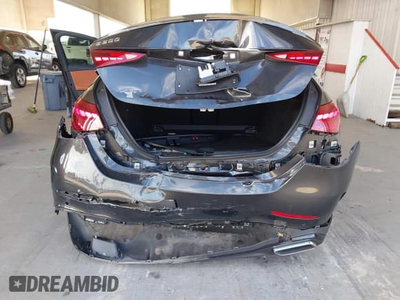 ✅ 2023 Mercedes-Benz C 300 • VIN: W1KAF4GB5PR085172 • Лот: 43250170. Опубликован ранее на IAAI с пробегом 21 513 миль. Бесплатный доступ к архиву аукционных продаж из США и подробный отчёт об истории автомобиля на DreamBid. Изображение 6.