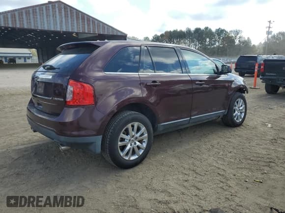 ✅ 2011 Ford Edge Limited • VIN: 2FMDK3KC9BBA67830 • Lot: 93731775. Wystawiony na Copart z przebiegiem 221 040 mil. Bezpłatny archiwum sprzedaży aukcyjnych z USA i szczegółowy raport historii pojazdu na DreamBid. Zdjęcie 3.
