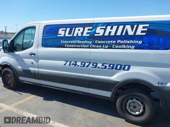 ✅ 2019 Ford Transit • VIN: 1FTYR2YM2KKA85216 • Lot: 42207747. Wystawiony na IAAI z przebiegiem 106 304 mil. Bezpłatny archiwum sprzedaży aukcyjnych z USA i szczegółowy raport historii pojazdu na DreamBid. Zdjęcie 15.