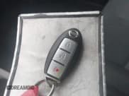 ✅ 2018 Nissan Pathfinder S • VIN: 5N1DR2MN0JC667283 • Lot: 43871847. Listed on IAAI with 117,032 mi. Free auction sales archive from the USA and detailed vehicle history report at DreamBid. Image 11.