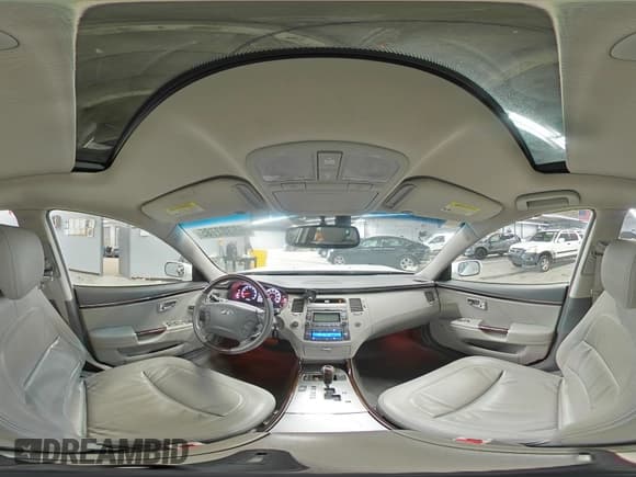 ✅ 2009 Hyundai Azera Limited • VIN: KMHFC46F29A372401 • Lot: 65382785. Listed on Copart with 101,183 mi. Free auction sales archive from the USA and detailed vehicle history report at DreamBid. Image 14.