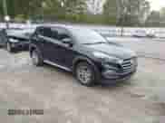 2017 Hyundai Tucson SE z VIN KM8J33A42HU585775, wystawiony jako IAAI lot #43521465 z przebiegiem 125 000 mil mil oraz . Historia ofert i sprzedaży dostępna na DreamBid. Obrazek 1.