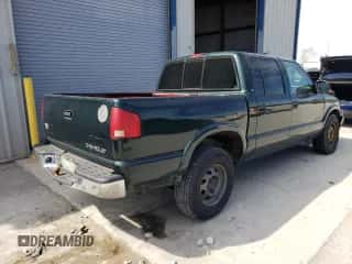 ✅ 2001 Chevrolet S-10 LS • VIN: 1GCDT13W11K244051 • Лот: 55495223. Опубликован ранее на Copart с пробегом Не указан. Бесплатный доступ к архиву аукционных продаж из США и подробный отчёт об истории автомобиля на DreamBid. Изображение 3.