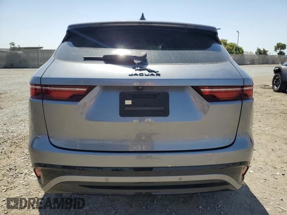 ✅ 2024 Jaguar F-Pace R-Dynamic S • VIN: SADCT2EX4RA720869 • Лот: 61853835. Опубликован ранее на Copart с пробегом 16 874 миль. Бесплатный доступ к архиву аукционных продаж из США и подробный отчёт об истории автомобиля на DreamBid. Изображение 6.