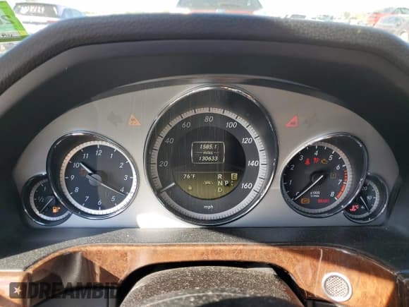 ✅ 2012 Mercedes-Benz E 350 Luxury • VIN: WDDHF8JB7CA599337 • Lot: 85667885. Wystawiony na Copart z przebiegiem 130 633 mil. Bezpłatny archiwum sprzedaży aukcyjnych z USA i szczegółowy raport historii pojazdu na DreamBid. Zdjęcie 9.