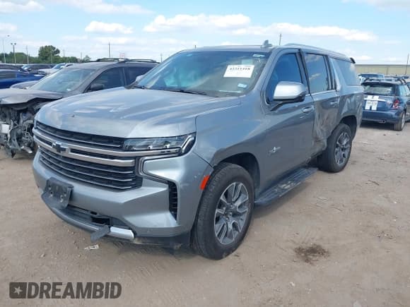✅ 2023 Chevrolet Suburban LT • VIN: 1GNSCCKD1PR537765 • Lot: 43311418. Wystawiony na IAAI z przebiegiem 39 832 mil. Bezpłatny archiwum sprzedaży aukcyjnych z USA i szczegółowy raport historii pojazdu na DreamBid. Zdjęcie 17.