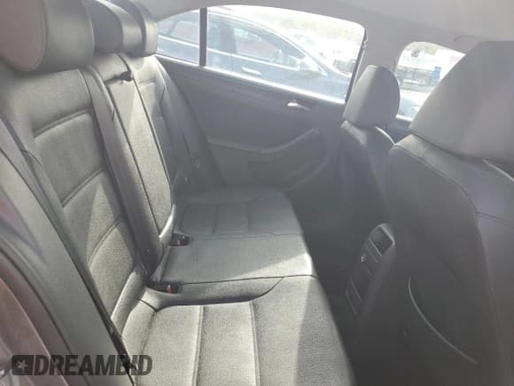 ✅ 2011 Volkswagen Jetta SE • VIN: 3VWDZ7AJ8BM369256 • Lot: 51139015. Listed on Copart with 250,634 mi. Free auction sales archive from the USA and detailed vehicle history report at DreamBid. Image 11.