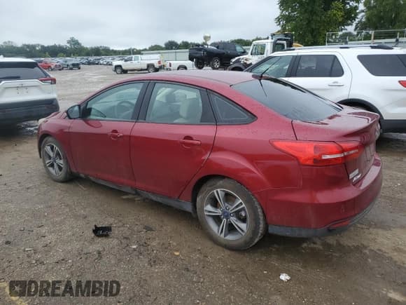 ✅ 2016 Ford Focus SE • VIN: 1FADP3FE9GL391309 • Лот: 70594025. Опубликован ранее на Copart с пробегом 93 923 миль. Бесплатный доступ к архиву аукционных продаж из США и подробный отчёт об истории автомобиля на DreamBid. Изображение 2.