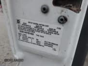 ✅ 2000 Chevrolet Silverado 1500 LS • VIN: 1GCEC14V3YE274252 • Lot: 43743272. Listed on IAAI with 279,792 mi. Free auction sales archive from the USA and detailed vehicle history report at DreamBid. Image 9.