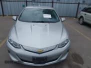 ✅ 2017 Chevrolet Volt LT • VIN: 1G1RC6S57HU191312 • Lot: 42242111. Wystawiony na IAAI z przebiegiem 80 080 mil. Bezpłatny archiwum sprzedaży aukcyjnych z USA i szczegółowy raport historii pojazdu na DreamBid. Zdjęcie 12.