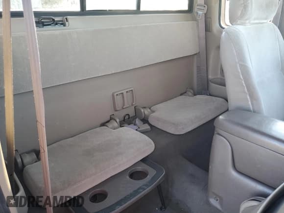 ✅ 2001 Toyota Tacoma PreRunner • VIN: 5TESN92N71Z770463 • Lot: 89730195. Wystawiony na Copart z przebiegiem 185 938 mil. Bezpłatny archiwum sprzedaży aukcyjnych z USA i szczegółowy raport historii pojazdu na DreamBid. Zdjęcie 10.