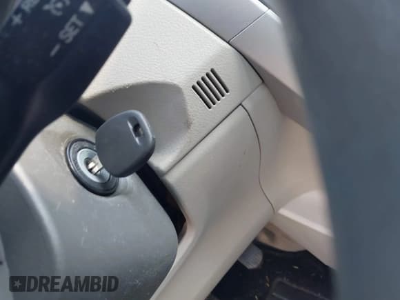 ✅ 2010 Toyota Corolla LE • VIN: 1NXBU4EE9AZ235222 • Lot: 43717092. Listed on IAAI with 169,017 mi. Free auction sales archive from the USA and detailed vehicle history report at DreamBid. Image 11.